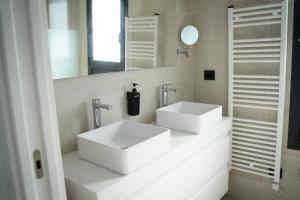 Kúpeľňa v ubytovaní Apartamento de 3 dormitorios, piscina y parking