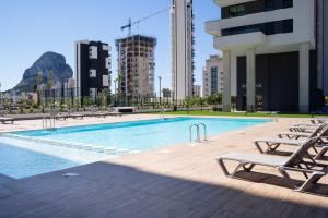 Bazén v ubytovaní Apartamento de 3 dormitorios, piscina y parking alebo v jeho blízkosti