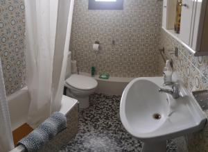 Kúpeľňa v ubytovaní Ca Sanchis, piso en el casco antiguo