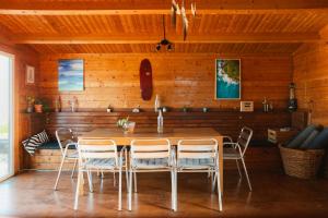 Гостиная зона в Aldeia Caiçara Surf House
