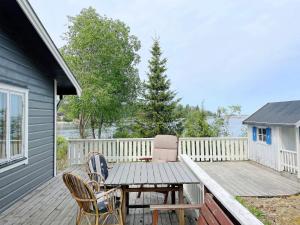 Fotografie z fotogalerie ubytování Cottage with Sea View and Sauna v destinaci Väddö
