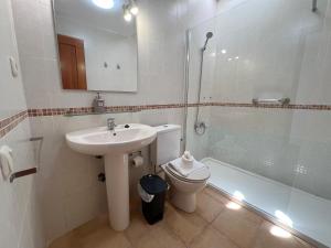 Ein Badezimmer in der Unterkunft Anahi Homes Corralejo - Villa Dracaena 2