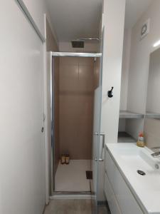 Koupelna v ubytování Le Sarlat, logement éco-conçu, 7 pers