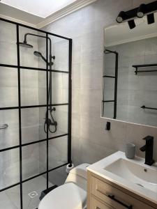 Koupelna v ubytování Microdepartamentos Chillán