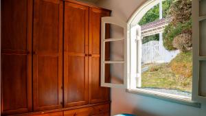 Zdjęcie z galerii obiektu Casa com lareira, Wi-Fi e varanda com vista w mieście Campos do Jordão