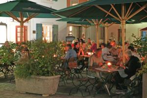 Restorāns vai citas vietas, kur ieturēt maltīti, naktsmītnē Metzgerei Gasthof Romantik Hotel Der Millipp