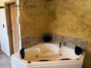 Photo de la galerie de l'établissement Hotel Casa Loma, à Tunja