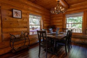 Φωτογραφία από το άλμπουμ του Peppermint Falls Ranch σε Ponderosa
