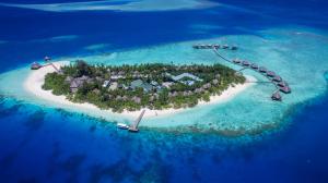 an aerial view of an island in the ocean at Adaaran Club Rannalhi - All Inclusive - 45 Minutes away from Male by Speedboat in South Male Atoll