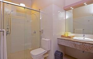 Koupelna v ubytování Adaaran Club Rannalhi - All Inclusive