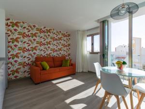 Fotografie z fotogalerie ubytování Beachfront House in Telde near Playa Melenara v destinaci Telde + 34 fotografií