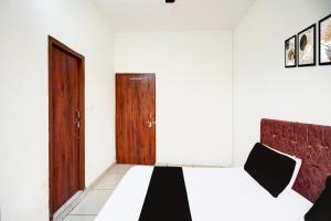 Fotografie z fotogalerie ubytování Spot on Highway Haveli v destinaci Roorkee