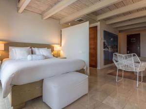 Postel nebo postele na pokoji v ubytování Hotel Boutique Bovedas de Santa Clara By Accor + 37 fotografií