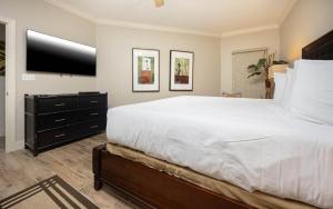 Ένα ή περισσότερα κρεβάτια σε δωμάτιο στο Phoenix IX 1506 condo +35 φωτογραφίες