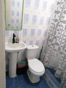 Ένα μπάνιο στο Studio Apartment 5 - SML Garden