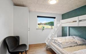 Katil atau katil-katil dalam bilik di Gorgeous Home In Faaborg With Wifi