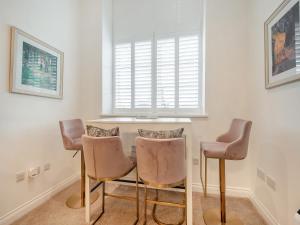 Χώρος καθιστικού στο Luxury Moffat Apartment