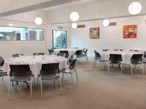 Pavilion Hotel Wagga Wagga餐厅或其他用餐的地方