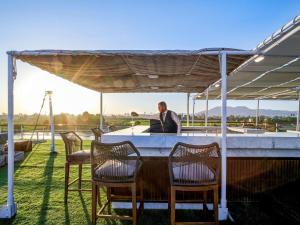 Restaurace v ubytování Mövenpick Royal Lily Nile Cruise, Every Monday Four Nights From Luxor, Every Friday Three Nights From Aswan - Including Excursions & Sightseeing