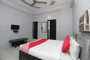 ガーズィヤーバードにあるHotel O Athithiのギャラリーの写真