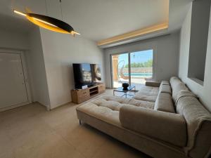 Χώρος καθιστικού στο Elegant villa with sea view in Crete