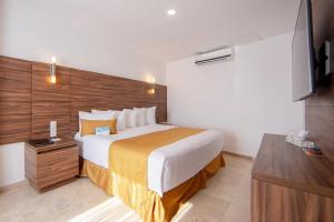 Comfort Inn Queretaro Tecnologico客房内的一张或多张床位