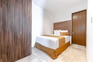 Comfort Inn Queretaro Tecnologico客房内的一张或多张床位
