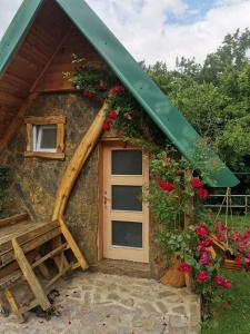 Φωτογραφία από το άλμπουμ του Gazela Bungalov 1 σε Mojkovac