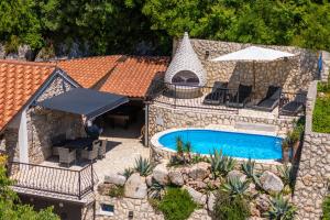 Bazén v ubytovaní Villa Romantic alebo v jeho blízkosti