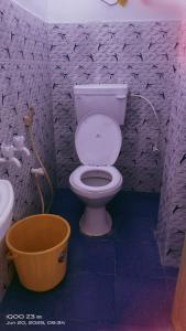 Ένα μπάνιο στο Shree chendur Rooms stay