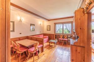 Posezení v ubytování Casa Crignes, residenziale a due passi dal centro