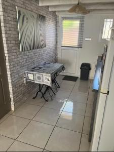 Photo de la galerie de l'établissement Gîte cosy au calme, extérieur et parking privé, à Marguerittes