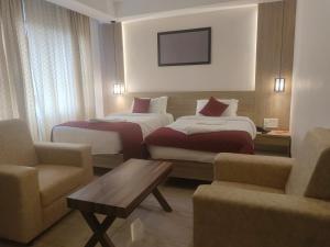 Φωτογραφία από το άλμπουμ του Monarch Express, Sri City σε Tada +20 φωτογραφίες