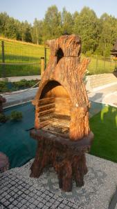 Chaty pod Pilskiem - sauna i jacuzzi w cenie外面的花园