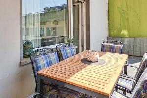 Χώρος καθιστικού στο Spacestays Flat for 6 TV WIFI