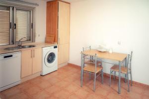 A kitchen or kitchenette at Villa Molly88