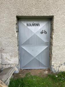 Jízda na kole v ubytování Penzion Na Bobrovníku nebo okolí