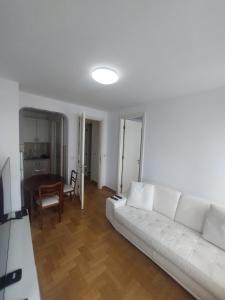 Χώρος καθιστικού στο DELTA CITY Apartment