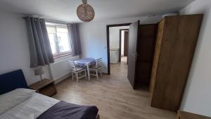 Posteľ alebo postele v izbe v ubytovaní Aka Pokoje Gościnne + 27 fotografií