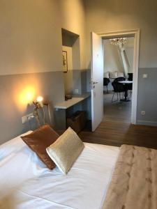 Fotografie z fotogalerie ubytování Chateau Fort Lapin kamer 2 v Bruggách