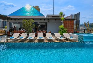 Bazén v ubytování Phnom Penh 51 Hotel & Residences nebo v jeho okolí