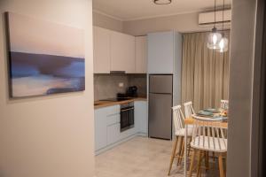 Køkken eller tekøkken på Apostolos Preveza Apartments + 38 billeder