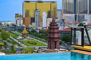 Bazén v ubytování Phnom Penh 51 Hotel & Residences nebo v jeho okolí