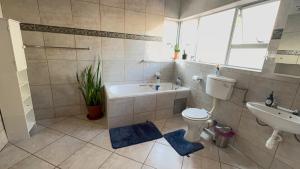 Gallery image of Sapphire Main 1 At 54 in Windhoek