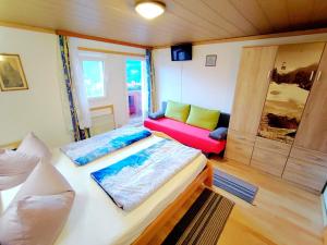 Posezení v ubytování Group Holiday Home in Hippach with dreamy views
