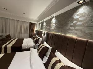 A seating area at Blue Istanbul Hotel Taksim