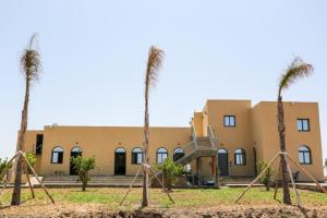 Gallery image of Belgium Camp & Rooms jbilat Marrakesh 