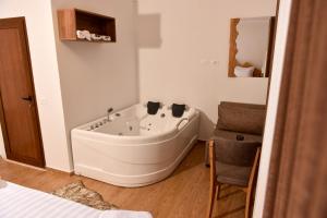 Baðherbergi á Hotel Zallina
