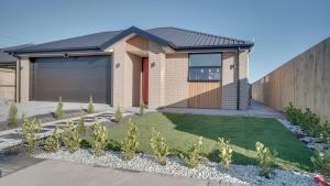 Zahrada ubytování Tranquil 4 Bed Family Retreat 5Min To Airport