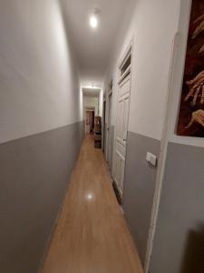 Fotografie z fotogalerie ubytování Habitación en Ático silencioso y luminoso en Zona Espectacular v destinaci Madrid